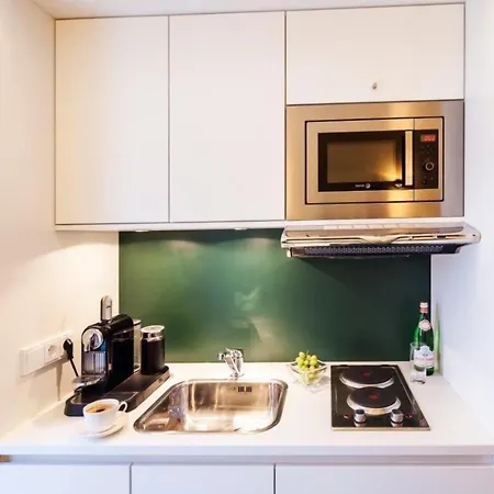 Pandion Boardinghouse 4*