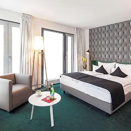 Pandion Boardinghouse